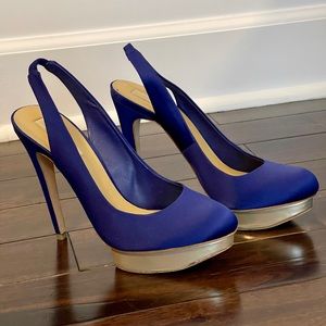 BCBG Fondley Blue Satin Pump. Worn once, mint condition.